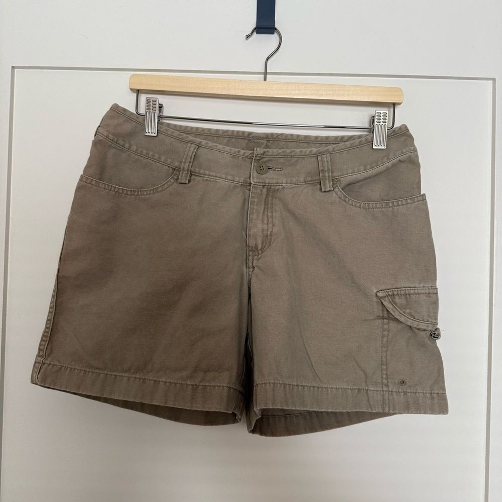 The North Face Shorts 5.5'' Womens Sz 8 Long Tan Canvas Cotton Hiking Outdoor